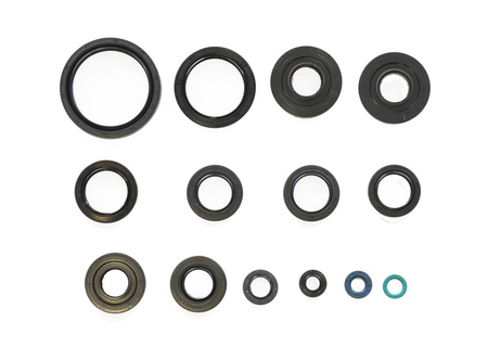 ATHENA KOMPLET (ZESTAW) USZCZELNIACZY SILNIKOWYCH KAWASAKI KVF750I BRUTE FORCE`06-12, KVF650I`08-14 (WTRYSK)