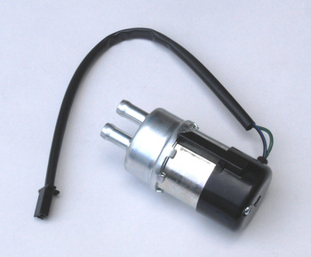 TOURMAX POMPA PALIWA HONDA CBR600F 87-88,NTV650 91-97,VFR750 90-97,VT600C 88-97,KAWASAKI ZX6/7/9R, ZXR750 93-95,ZZR1100,YAMAHA FZS600,YZF600 (10MM) (MADE IN JAPAN)