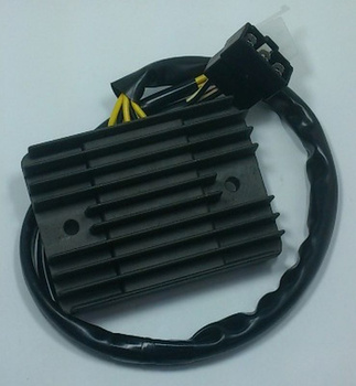 TOURMAX REGULATOR NAPIĘCIA KAWASAKI VN 1500 MEAN STREAK '02-'03, VN 1600 DRIFTER '01-'05, VN 1600 MEAN STREAK 04-'08 (OEM: 21066-1126) (MADE IN JAPAN)