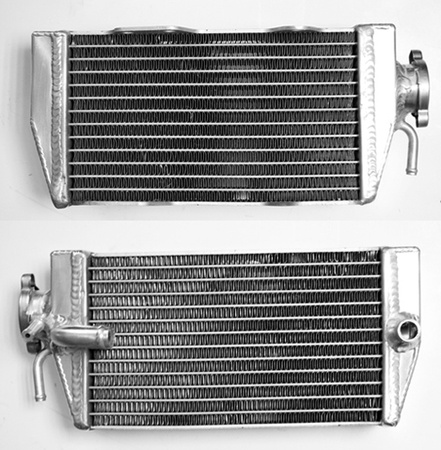 PSYCHIC CHŁODNICA HONDA CRF 450R '02-04 WZMOCNIONA O ZWIĘKSZONEJ POJEMNOŚCI PRAWA (SZT.) (Z KORKIEM)