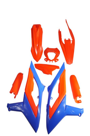 UFO KOMPLET PLASTIKÓW (FULL KIT) Z OSŁONAMI TELESKOPÓW (AMORTYZATORÓW) BETA RR 125 / 250 / 300 / 350 / 400 / 450 '23-'24 KOLOR CZERWONY / NIEBIESKI RACING