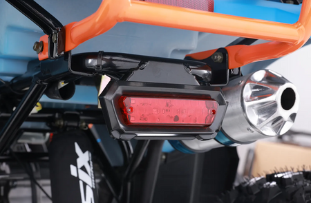 Quad ASIX HUNTER 125cc wsteczny 8 cali półautomat 7,5km