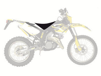 BLACKBIRD POKROWIEC / POSZYCIE NA SIEDZENIE GAS GAS EC 125/250/300 '02-'06, FSE 450 '02-'06 PYRAMID (PMD) KOLOR CZARNY SZARY BIAŁY