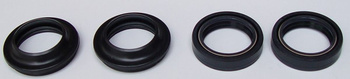 TOURMAX USZCZELNIACZE PRZEDNIEGO ZAWIESZENIA OLEJOWE I PYŁOWE (KOMPLET) (35X48X11MM) SUZUKI RM 80 '89-'01 (OEM:51153-34A00; 51571-34A00) (MADE IN JAPAN)