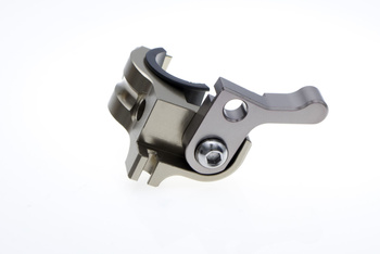 ACCEL CIEPŁE SSANIE (UCHWYT Z DŹWIGNIĄ) KOLOR TYTANOWY