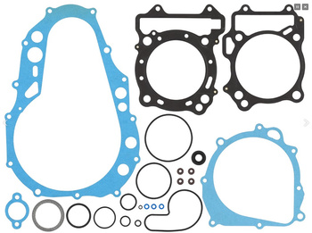 NAMURA KOMPLET USZCZELEK SUZUKI DRZ 400 '00-'09, LTZ400 '03-'08, KAWASAKI KFX400 '03-'06, ARCTIC CAT DVX400 '04-'08 (BEZ USZCZELKI PORYWY ZAWOROWEJ)