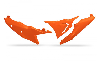 UFO BOCZKI TYLNE Z POKRYWĄ FILTRA KTM SX 125 / 250 / 300 TBI '23-'24, EXC 150 / 250 / 300 TBI '24, SX-F / EXC-F 250 / 350 / 450 / 500 '23-'24 KOLOR POMARAŃCZOWY (STRONA LEWA)