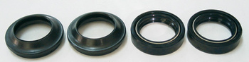 TOURMAX USZCZELNIACZE PRZEDNIEGO ZAWIESZENIA OLEJOWE I PYŁOWE (KOMPLET) (35X48X11) HONDA CB 450/650/750/900, NSR125 (ARI003)(ARI130) (MADE IN JAPAN)