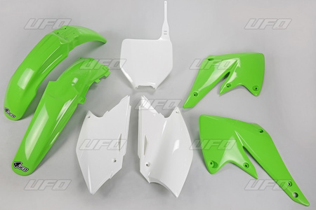 UFO KOMPLET PLASTIKÓW KAWASAKI KXF 250 '04-'05 KOLOR OEM (ZIELONY/BIAŁY) (KA203E999)