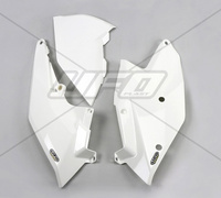 UFO BOCZKI TYLNE KTM SX/SXF '16-'18, EXC/EXCF TPI '17-'19 Z POKRYWĄ FILTRA POWIETRZA KOLOR BIAŁY