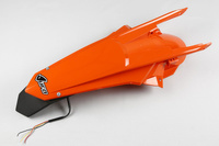 UFO BŁOTNIK TYŁ KTM EXC 125/150/250/300 TPI, EXC-F 250/350/450/500 '17-19, KOLOR POMARAŃCZOWY ( ENDURO Z LAMPKĄ LED )