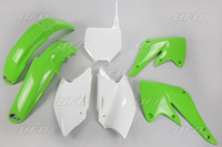 UFO KOMPLET PLASTIKÓW KAWASAKI KXF 250 '04-'05 KOLOR OEM (ZIELONY/BIAŁY) (KA203E999)